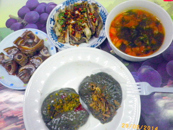 小烏龜鼠麴草仔粿：今年的中秋禮盒【小烏龜鼠麴草仔粿】比月餅更有心意