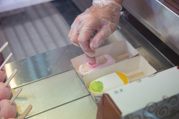 吉樂菓義式冰淇淋雪糕：[台南]安平 新鮮水果製成 精緻雕花 食尚玩家推薦 吉樂菓義式冰淇淋雪糕