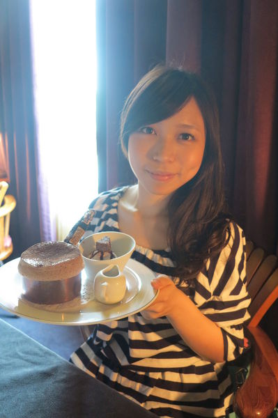 高雄費奧娜插旗失敗,殺到台南來拉!!!