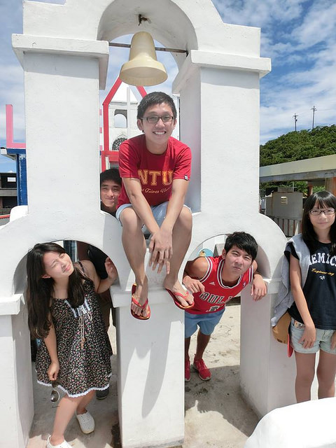 10708391_1482930758626374_2141142138_n