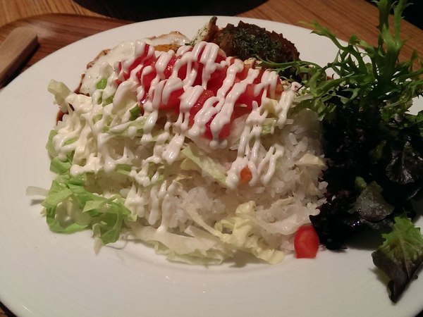 7finedays創意果汁店:《台北》7 finedays│輕食概念果汁吧~低負擔鮮嫩漢堡排@科技大樓站