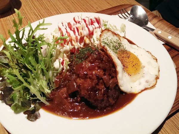 7finedays創意果汁店:《台北》7 finedays│輕食概念果汁吧~低負擔鮮嫩漢堡排@科技大樓站