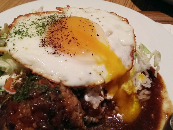 7finedays創意果汁店:《台北》7 finedays│輕食概念果汁吧~低負擔鮮嫩漢堡排@科技大樓站