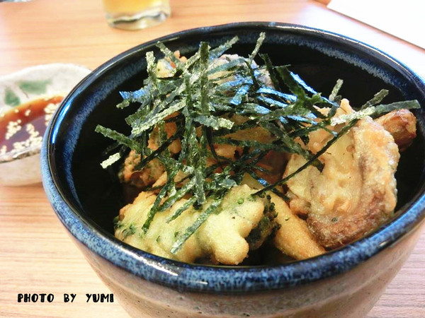 食茶父子:【邀稿】高cp值!簡單就是人間美味~紅燒牛腩定食及雞腿排咖哩飯大獲我心@食茶父子