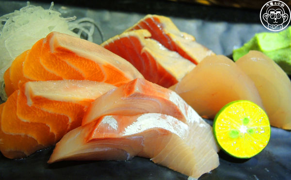 八田帝王蟹燒烤:呷飽祙【台北中山・八田頂級帝王蟹燒烤吃到飽】高級食材不怕你吃