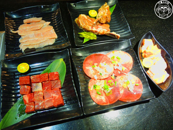 八田帝王蟹燒烤:呷飽祙【台北中山・八田頂級帝王蟹燒烤吃到飽】高級食材不怕你吃