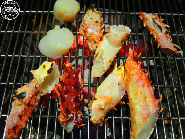 八田帝王蟹燒烤:呷飽祙【台北中山・八田頂級帝王蟹燒烤吃到飽】高級食材不怕你吃