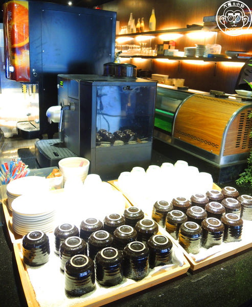 八田帝王蟹燒烤:呷飽祙【台北中山・八田頂級帝王蟹燒烤吃到飽】高級食材不怕你吃