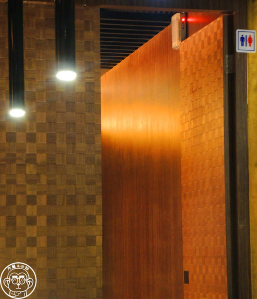 八田帝王蟹燒烤:呷飽祙【台北中山・八田頂級帝王蟹燒烤吃到飽】高級食材不怕你吃