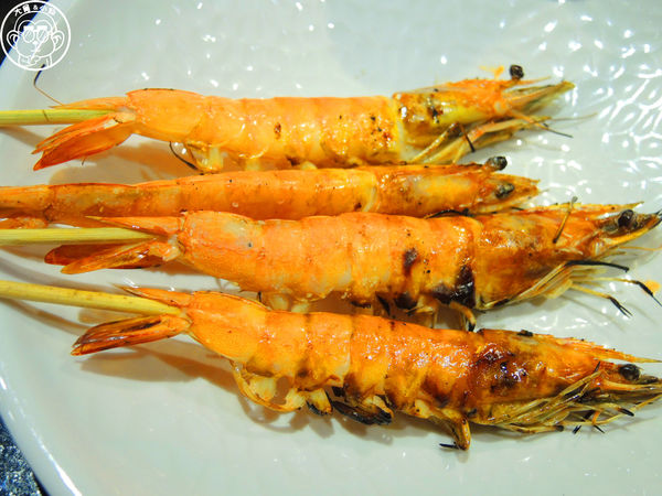 八田帝王蟹燒烤:呷飽祙【台北中山・八田頂級帝王蟹燒烤吃到飽】高級食材不怕你吃