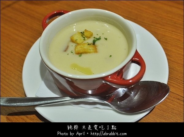 豆子咖啡逢甲店：[台中]豆子咖啡餐廳 逢甲店–早午餐、中餐、下午茶、晚餐都有@逢甲 福星北路