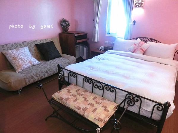 屏東墾丁尋夢園:【屏東住宿】墾丁民宿首選!電梯民宿超粉紅小窩~走路即可到墾丁大街@墾丁尋夢園