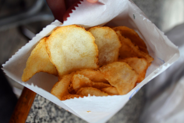 炸鷄洋行：[台南]國華街上的人氣炸雞 炸雞洋行