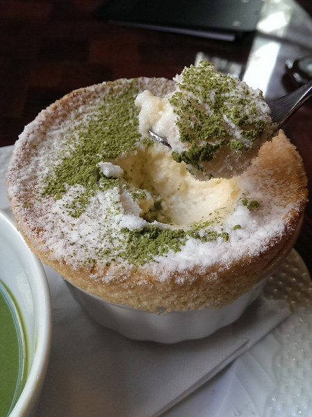 Mee's Cafe:《台北》Mee's Cafe│來自日本の軟綿熱蛋糕&抹茶窯烤舒芙蕾@國父紀念館