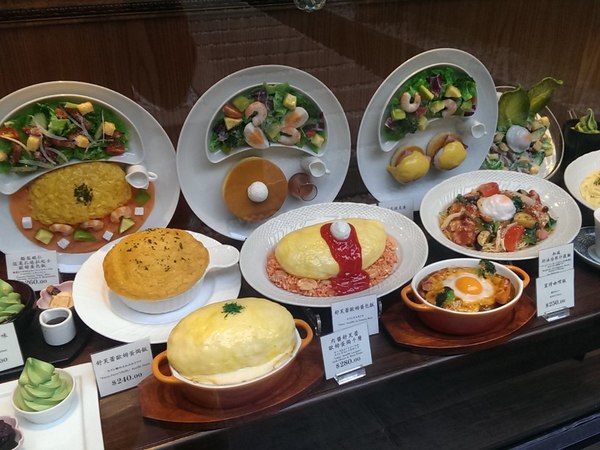 Mee's Cafe:《台北》Mee's Cafe│來自日本の軟綿熱蛋糕&抹茶窯烤舒芙蕾@國父紀念館