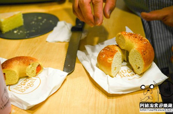 BUGEL Bagel Coffee(新板壹號店)：【台北美式】【北捷板橋站】Bügel Bagel 新板壹號店-每天吃貝果都不會膩．板橋輕食下午茶/貝果餐/捷運板橋站