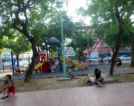 中壢復興運動公園：復興公園運動風氣盛行˙舞扇、舞劍、舞棍、活血功、排舞.樣樣行