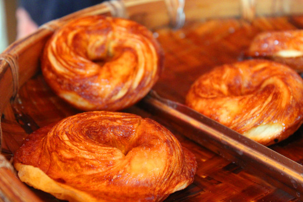 奮起湖甜甜圈：[阿里山]奮起湖 星空小屋旁的現烤甜甜圈