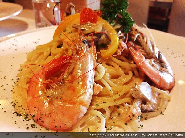 米特食堂：☆淡水米特食堂