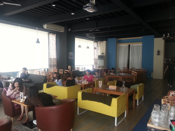 瑪莉桃桃親子餐廳(原Baby Coffee 瑪莉桃桃)：[邀約][高雄][美食]瑪莉桃桃(杜馬河堤館)~親子歡聚的好所在^^