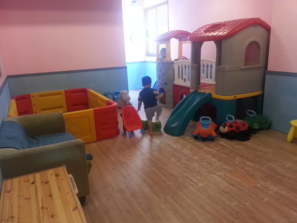 瑪莉桃桃親子餐廳(原Baby Coffee 瑪莉桃桃)：[邀約][高雄][美食]瑪莉桃桃(杜馬河堤館)~親子歡聚的好所在^^