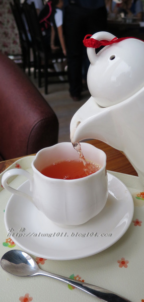 瑪莉桃桃親子餐廳(原Baby Coffee 瑪莉桃桃)：您一定會喜歡..  瑪莉桃桃 - 大人小孩都適宜的生活餐廳~