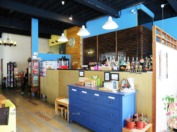 瑪莉桃桃親子餐廳(原Baby Coffee 瑪莉桃桃)：您一定會喜歡..  瑪莉桃桃 - 大人小孩都適宜的生活餐廳~