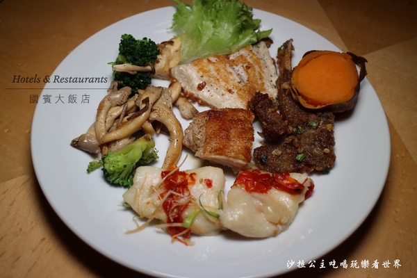 台北國賓大飯店-明園西餐廳：星際狂歡季『台北國賓大飯店-明園西餐廳』多國料理吃到飽/Buffet