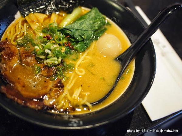 Kukai Ramen & Izakaya 空海拉麵:【食記】台中Kukai Ramen & Izakaya 空海拉麵居酒屋大隆店@西屯捷運BRT市政府&頂何厝 : 三種麵條讓你吃完想出家?來自Toyota豐田集團的旗下力作!