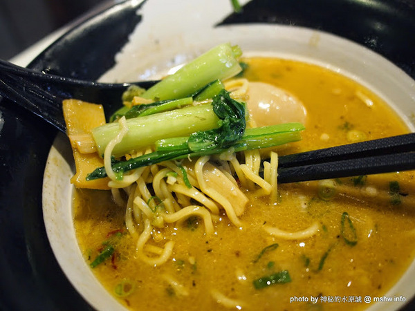 Kukai Ramen & Izakaya 空海拉麵:【食記】台中Kukai Ramen & Izakaya 空海拉麵居酒屋大隆店@西屯捷運BRT市政府&頂何厝 : 三種麵條讓你吃完想出家?來自Toyota豐田集團的旗下力作!