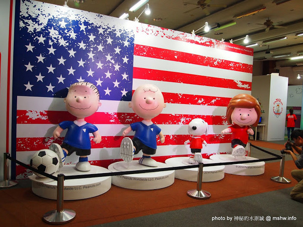 走進花生漫畫 史努比Snoopy65週年巡迴特展(台中站)：【景點】走進花生漫畫 Snoopy 65週年巡迴特展@台中世界貿易中心捷運BRT中港新城 : 空間與動線規劃更完善,還有高雄沒有的新展品喔!