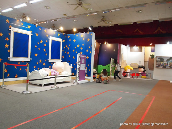 走進花生漫畫 史努比Snoopy65週年巡迴特展(台中站)：【景點】走進花生漫畫 Snoopy 65週年巡迴特展@台中世界貿易中心捷運BRT中港新城 : 空間與動線規劃更完善,還有高雄沒有的新展品喔!