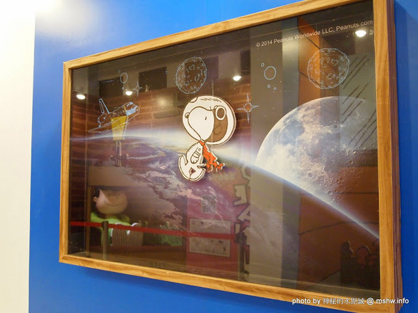走進花生漫畫 史努比Snoopy65週年巡迴特展(台中站)：【景點】走進花生漫畫 Snoopy 65週年巡迴特展@台中世界貿易中心捷運BRT中港新城 : 空間與動線規劃更完善,還有高雄沒有的新展品喔!