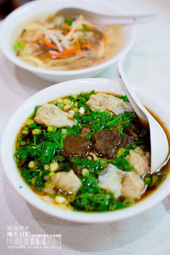 牛燒味：【喀好料】牛肉餛飩一次滿足 新店牛肉麵專賣 牛燒味