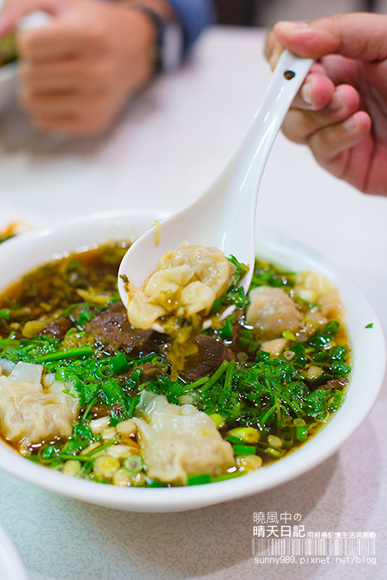 牛燒味：【喀好料】牛肉餛飩一次滿足 新店牛肉麵專賣 牛燒味