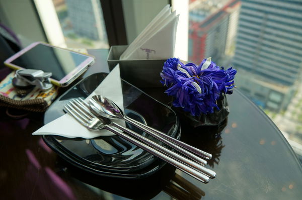 台北W酒店-紫艷酒吧:W hotel♥ 紫艷酒吧 ♥101層架下午茶 ♥眉目傳情