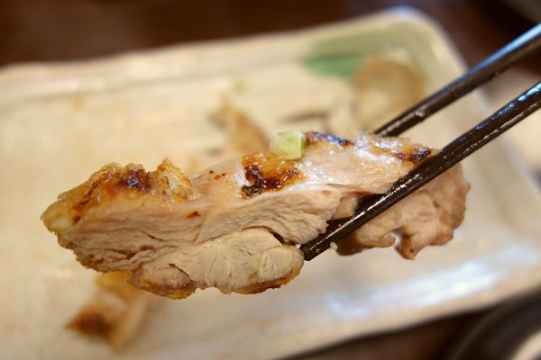 海作壽司屋:海作壽司屋 100元的生魚片丼飯那裡找 又一間C/P值很高的丼飯