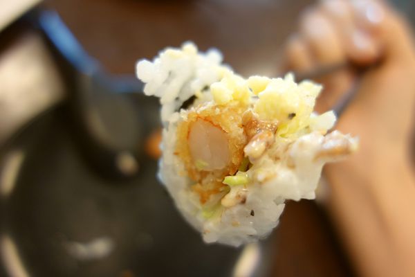 海作壽司屋:海作壽司屋 100元的生魚片丼飯那裡找 又一間C/P值很高的丼飯