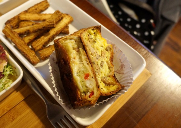 亞尼克夢想村1號店-美式派塔專賣店:亞尼克夢想村1號店-美式派塔專賣店