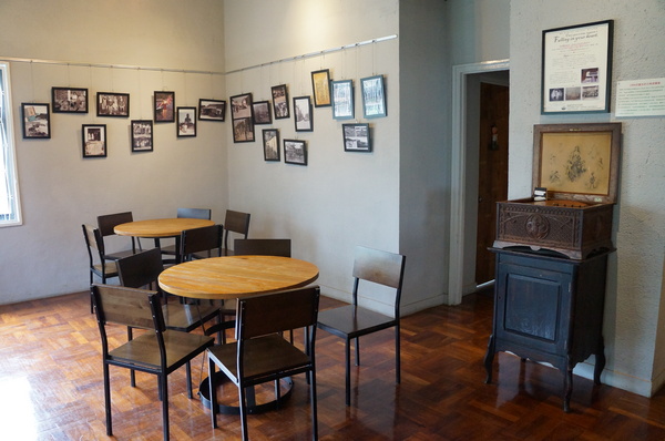 亞尼克夢想村1號店-美式派塔專賣店:亞尼克夢想村1號店-美式派塔專賣店