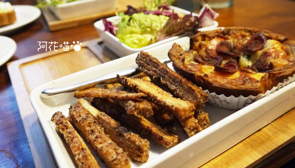 亞尼克夢想村1號店-美式派塔專賣店:【陽明山│美式派】『亞尼克夢想村1號店-美式派塔專賣店』,文末附菜單