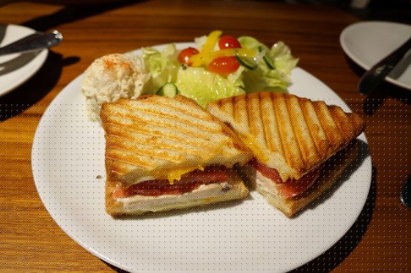 Drip Cafe 好滴(忠孝店):Drip cafe♥ 好滴 ♥招牌多拿滋 ♥東區下午茶 ♥內附完整menu