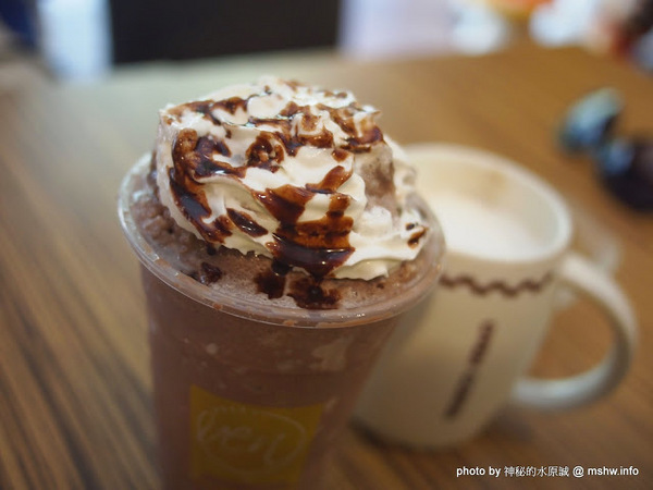 烤香Oven Coffee:【食記】新竹Oven Coffee 烤香咖啡竹北勝利店@竹北 : 平價美味的咖啡與比利時烈日鬆餅,口味水準比台中店高喔!