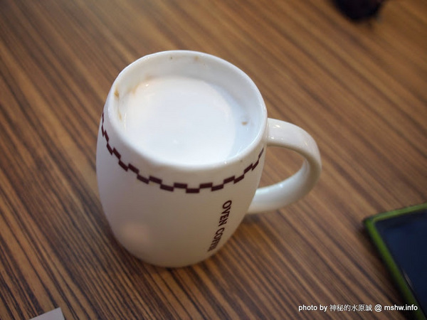 烤香Oven Coffee:【食記】新竹Oven Coffee 烤香咖啡竹北勝利店@竹北 : 平價美味的咖啡與比利時烈日鬆餅,口味水準比台中店高喔!