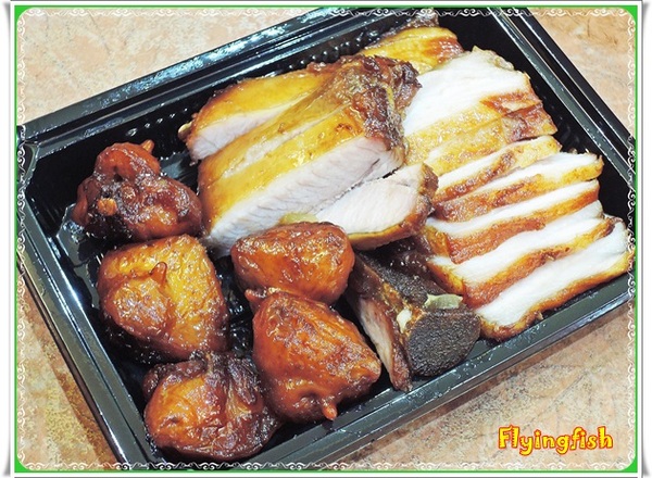 小春樓:✜ 食在安心滴休閒零嘴、婆婆媽媽滴好幫手-「小春樓 鴨舌x滷雞x滷味專賣店」>m<