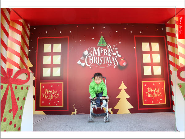 【新竹好好玩】喔耶！新竹市感恩季東門城聖誕好漂亮！我們不去台北囉~~(傲嬌樣(๑˘ ₃˘๑) 哼！)-13.jpg