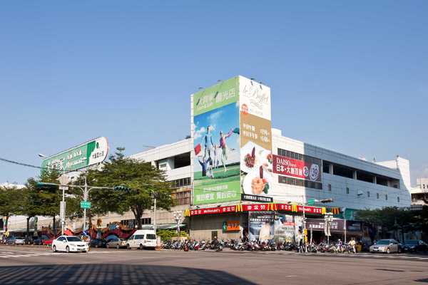 All in Pasta義式餐廳(原：le Buffet 西式‧綜合百匯)：【台中食記】只有自己親身品嘗過才知曉阿@all in pasta(大買家2F)