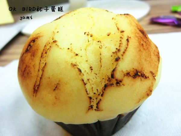 ok bird 杯子蛋糕：【台南食記】每日新鮮製作!無油感杯子蛋糕@OK BIRD 紐西蘭手工派