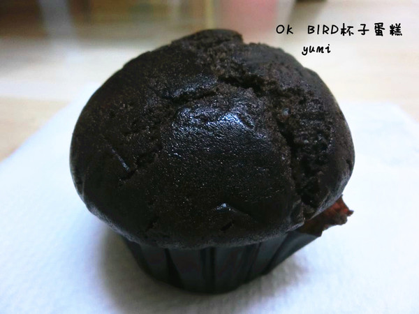 ok bird 杯子蛋糕：【台南食記】每日新鮮製作!無油感杯子蛋糕@OK BIRD 紐西蘭手工派