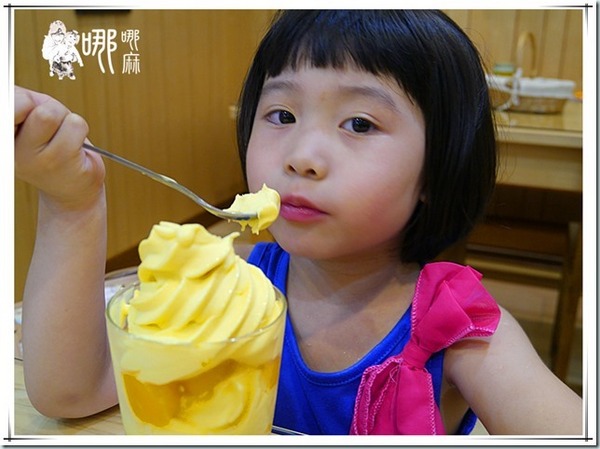 米多甜義式冰淇淋：【桃園 美食】奶香濃郁又清爽的夏日芒果霜淇淋~米多甜義式冰淇淋/中壢/冰淇淋